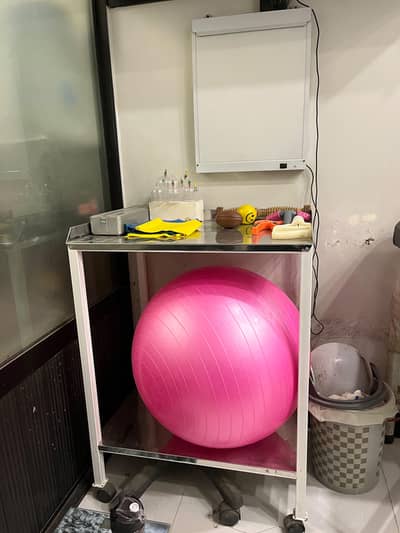 selling physiotherapy equipment