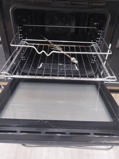 gas and electric oven