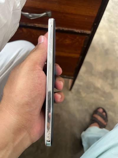 Vivo Y29