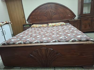 Solid Wood Complete Bedroom Set (King Bed + Dressing + Showcase)