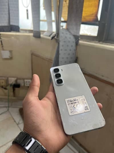 Infinix hot 60i 6+6/128