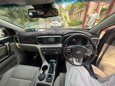 KIA Sportage 2021 fresh tyre full geninue untouch