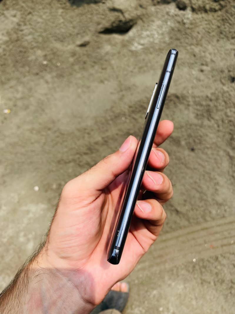 One Plus 7 Pro 1