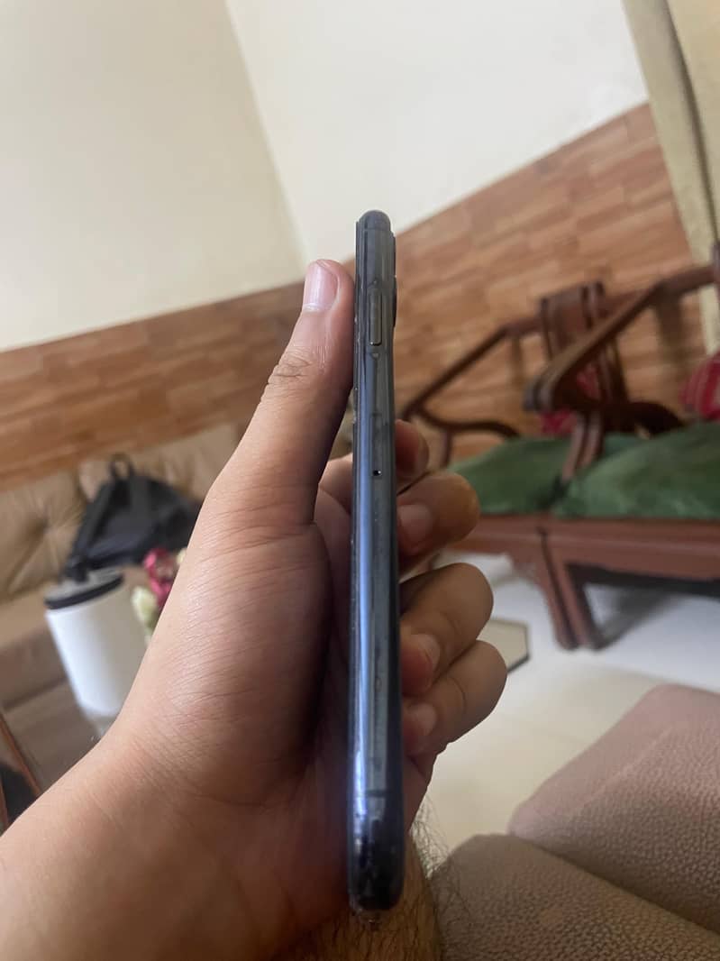 Iphone 11 pro max 1