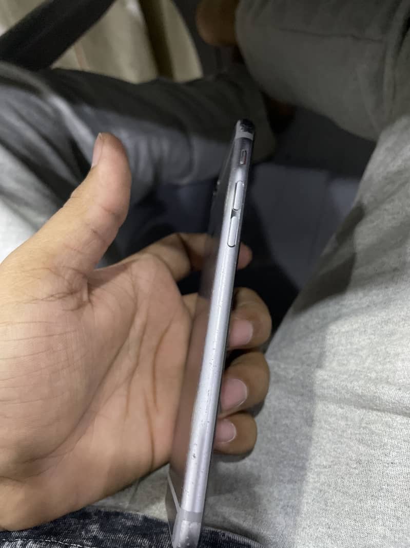 Apple iPhone 6 2