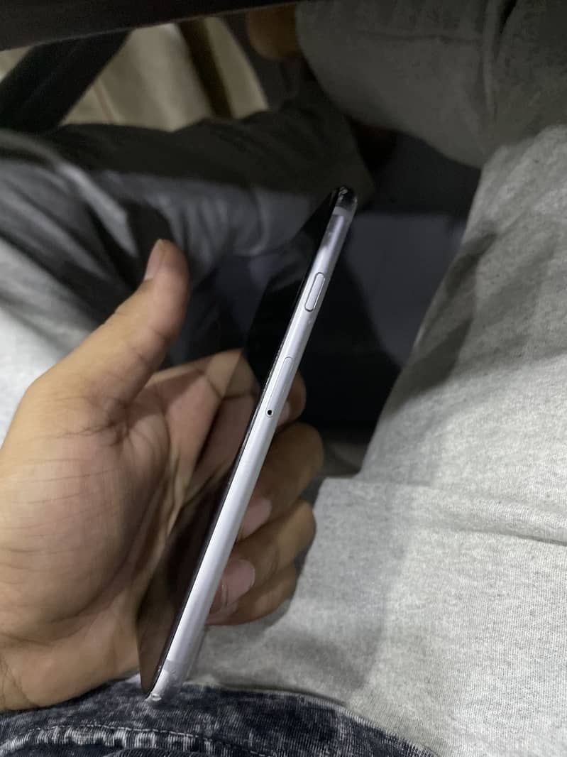 Apple iPhone 6 3
