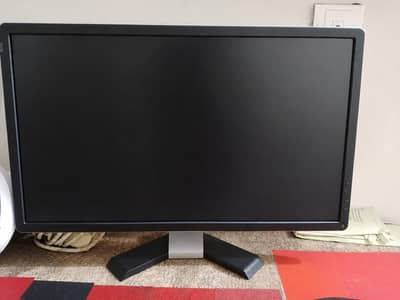 dell 2k lcd 24inch for sale