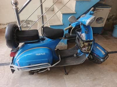Vespa For Urgent Sale