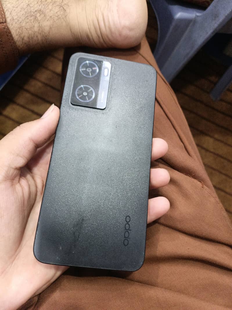 OPPO A57 1