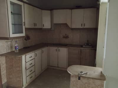 one bed lounge ground floor portion for rent in johar