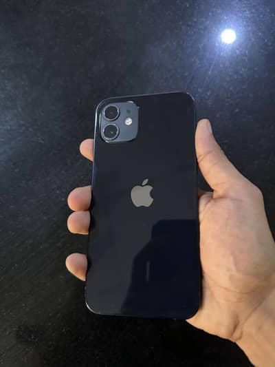 Apple iPhone 12