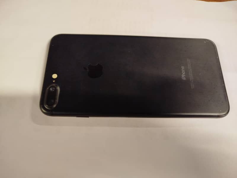 Apple iPhone 7 Plus 6