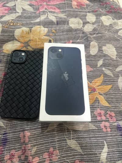 Apple iPhone 13