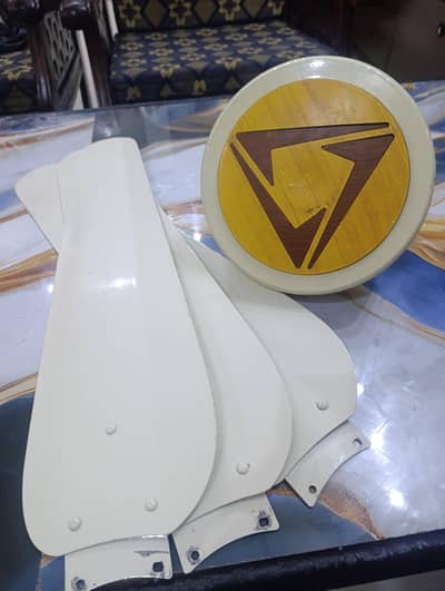 56" Ceiling Fan – Off White & Wooden Finish | Good Condition