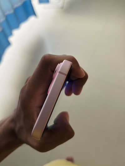 Apple iPhone 15