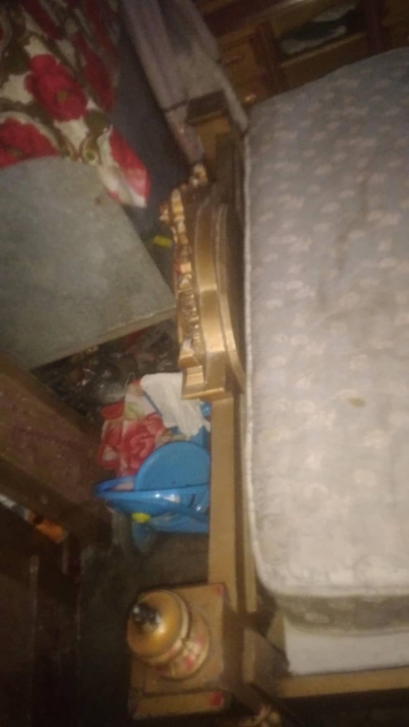 bed sell 5