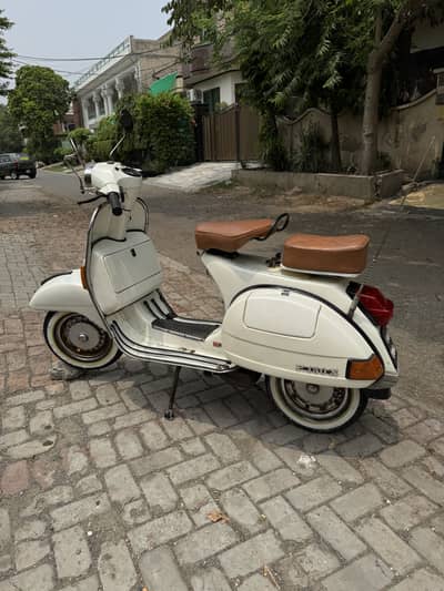 Vespa Sprint 150