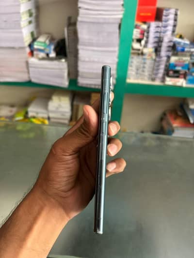 Samsung Mobile S22 Ultra 10 10