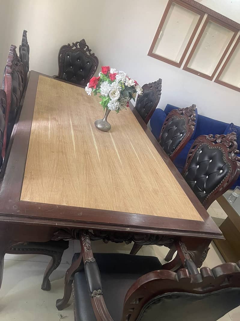 8 Seater dining table 0
