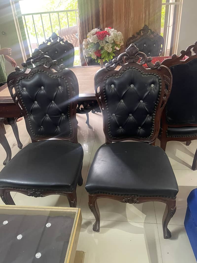 8 Seater dining table 1