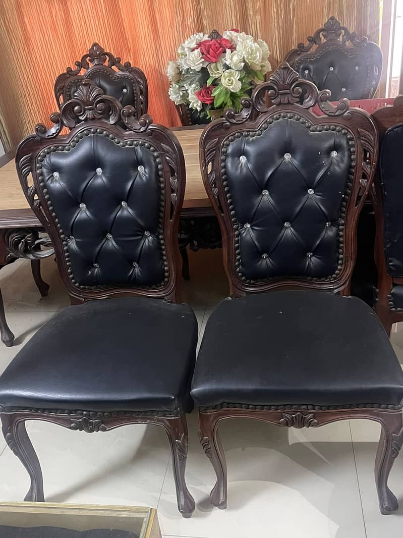 8 Seater dining table 4