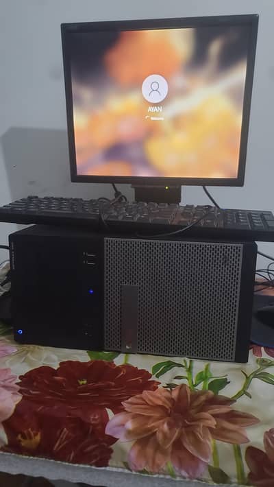 Intel I5 2nd Gen 450 Hard + 8Gb Ram