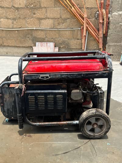 generator for sale hai location Nazimabad ki hai