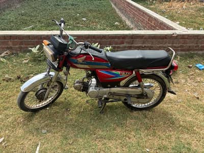 Honda CD70 2000 Model Good Condition