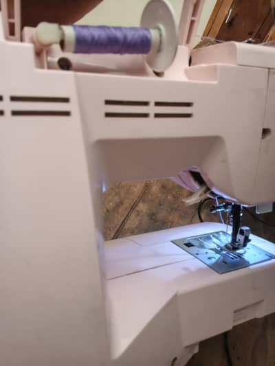 Jaguar CD-2205MP Computerized Sewing Machine – Excellent Condition