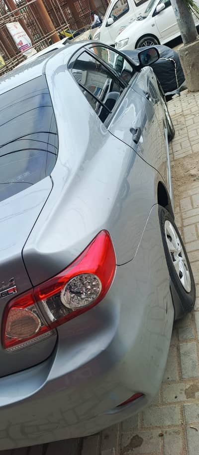Toyota Corolla GLI 2013