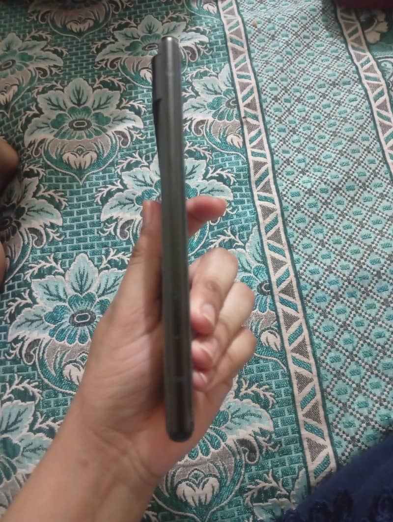 Google pixel 6 4