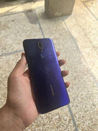 OPPO F11 6/128gb
