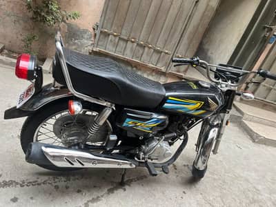 Honda CG 125 bike model 2013 for sale