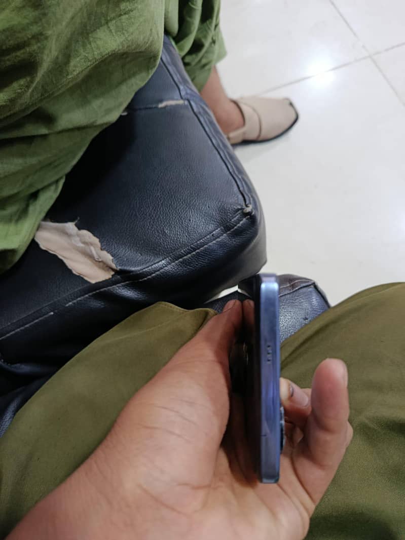 Tecno CAMON 20 2