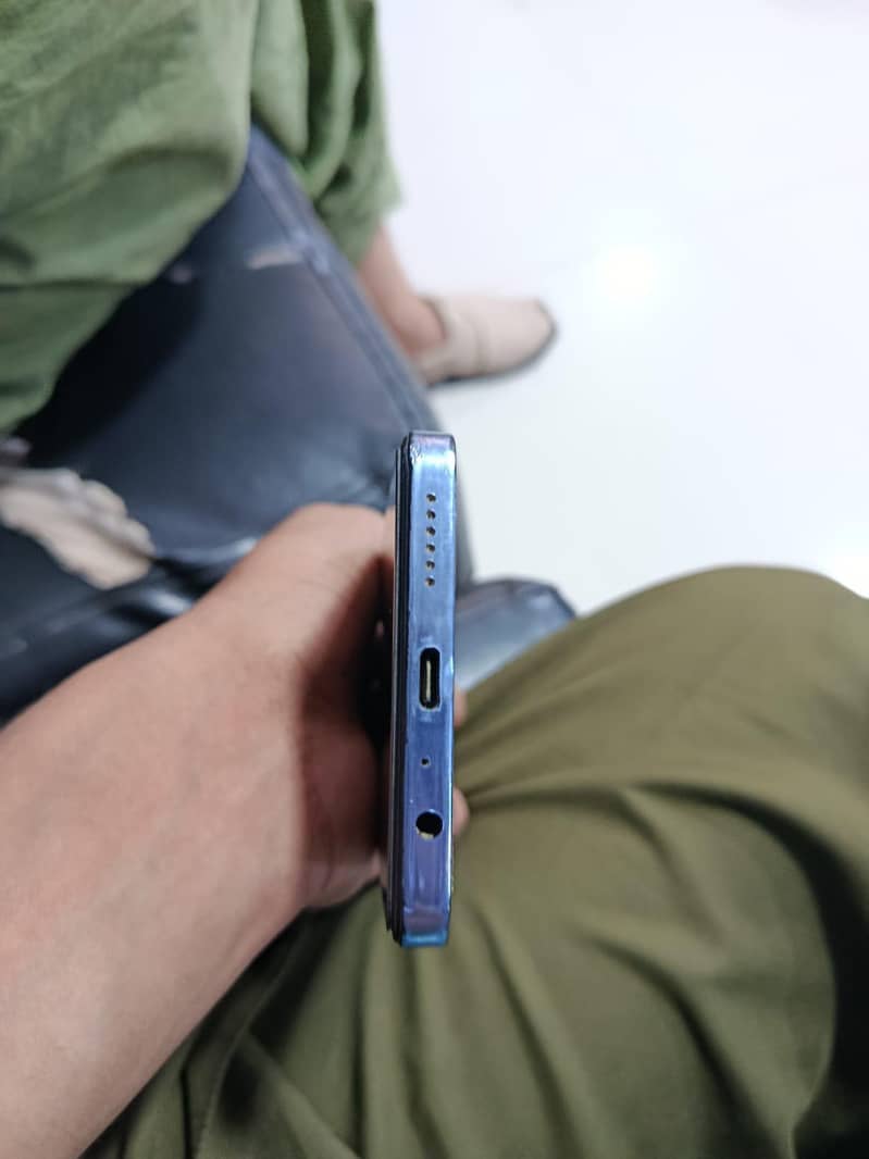 Tecno CAMON 20 4