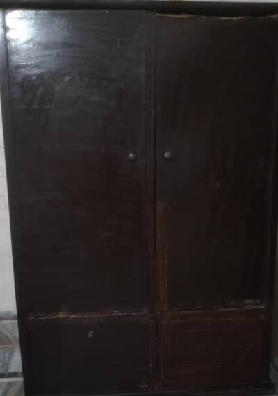 solid wooden wardrobe for urgent sale