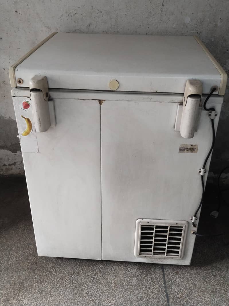 small deep freezer 4