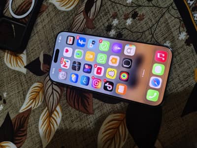 Apple iPhone 16 Pro Max 256 phone