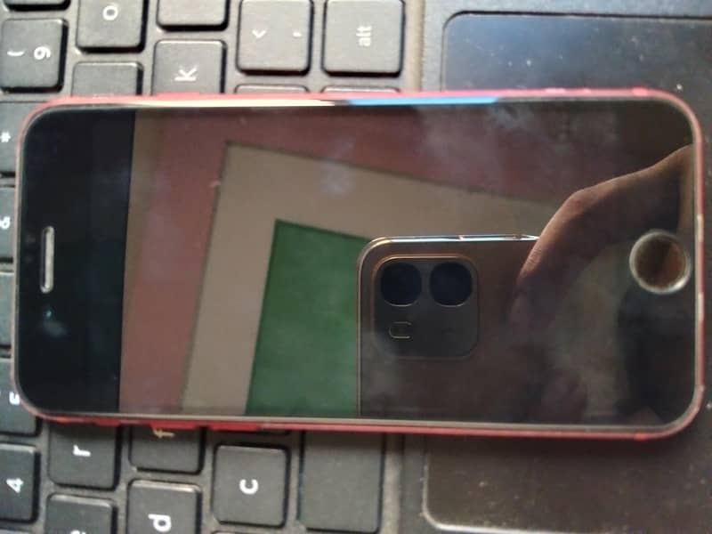 Apple iPhone SE 0