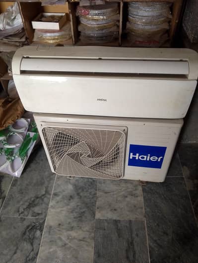 Haier Non-Invertor 1 Ton AC