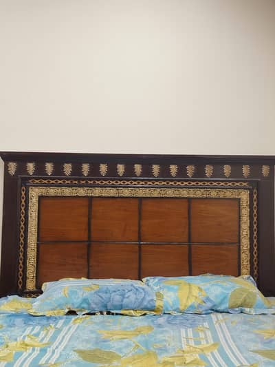 King Size Bed for Sale – Rs. 25,000