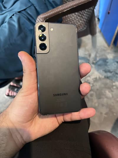 Samsung Mobile S22