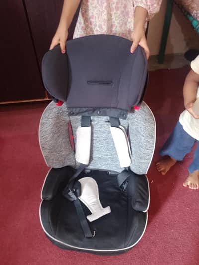 Baby Car Seat – Excellent Condition