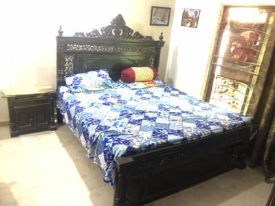 Master Double bed with side tables