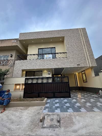 HOUSE IN BHARIA TOWN PHASE 8 UMAR BLOCK