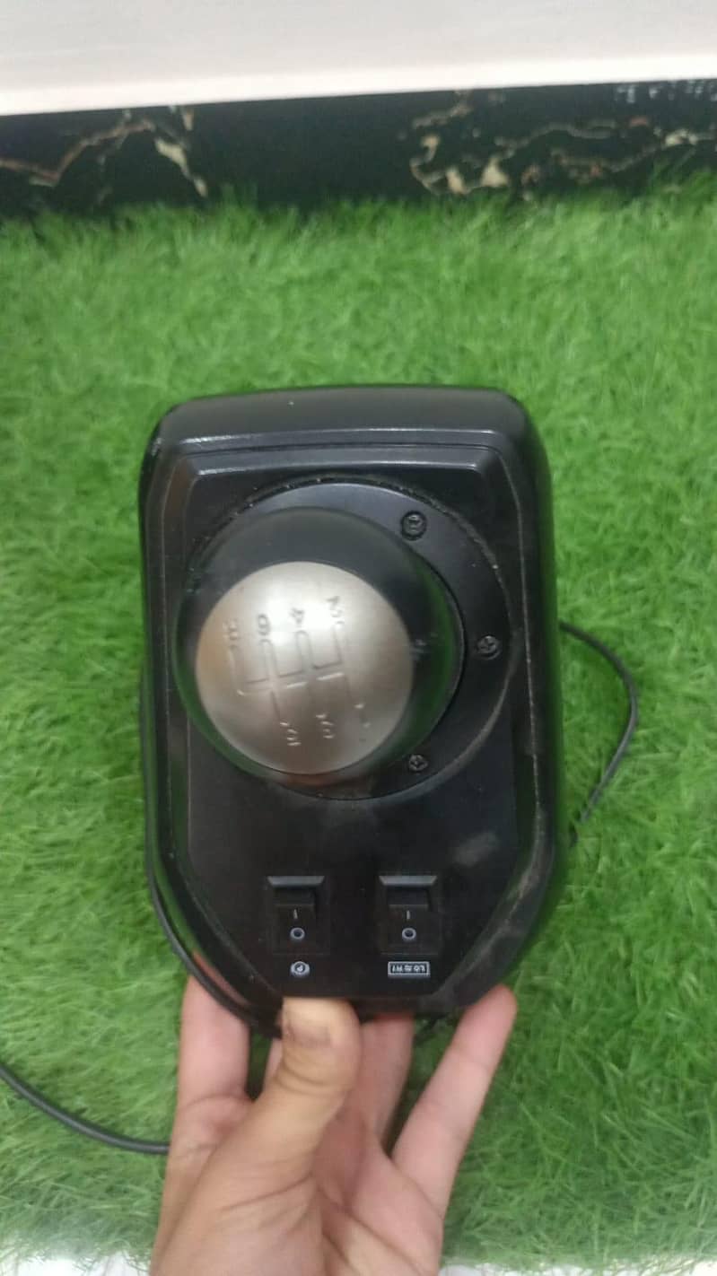 steering wheel controller  4