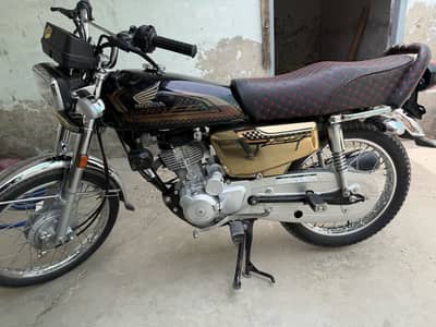 Honda CG125 Self Start Gold / Black