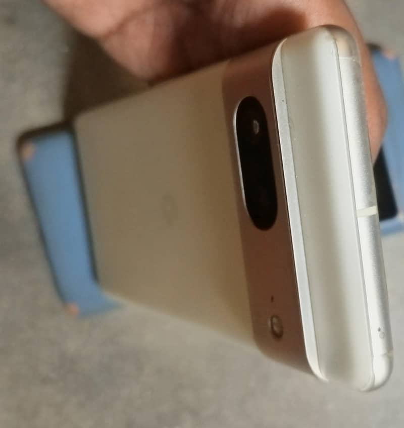 Google Pixel 7 3