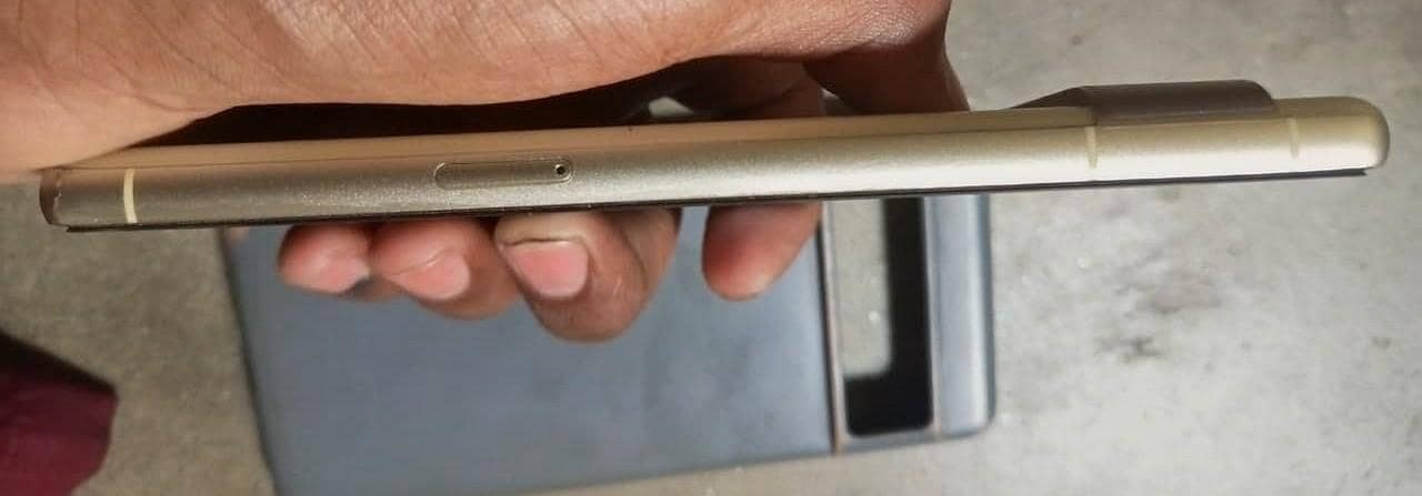 Google Pixel 7 4