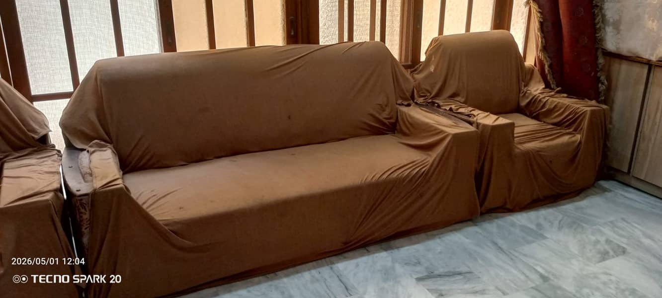 Sofas new condition he 1